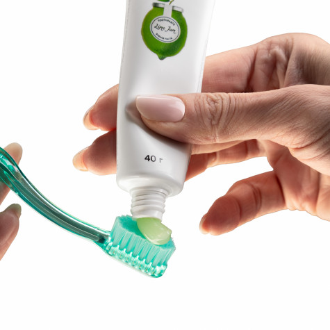 Зубная паста Revyline Perfect Лаймовый джем, 40 г